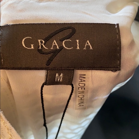 NWT GRACIA SLEEVELESS CREAM & GOLD MAXI DRESS - Picture 2 of 13